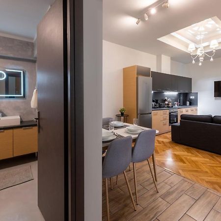 Modern 5Bd Apartment In The Heart Of Athènes Extérieur photo