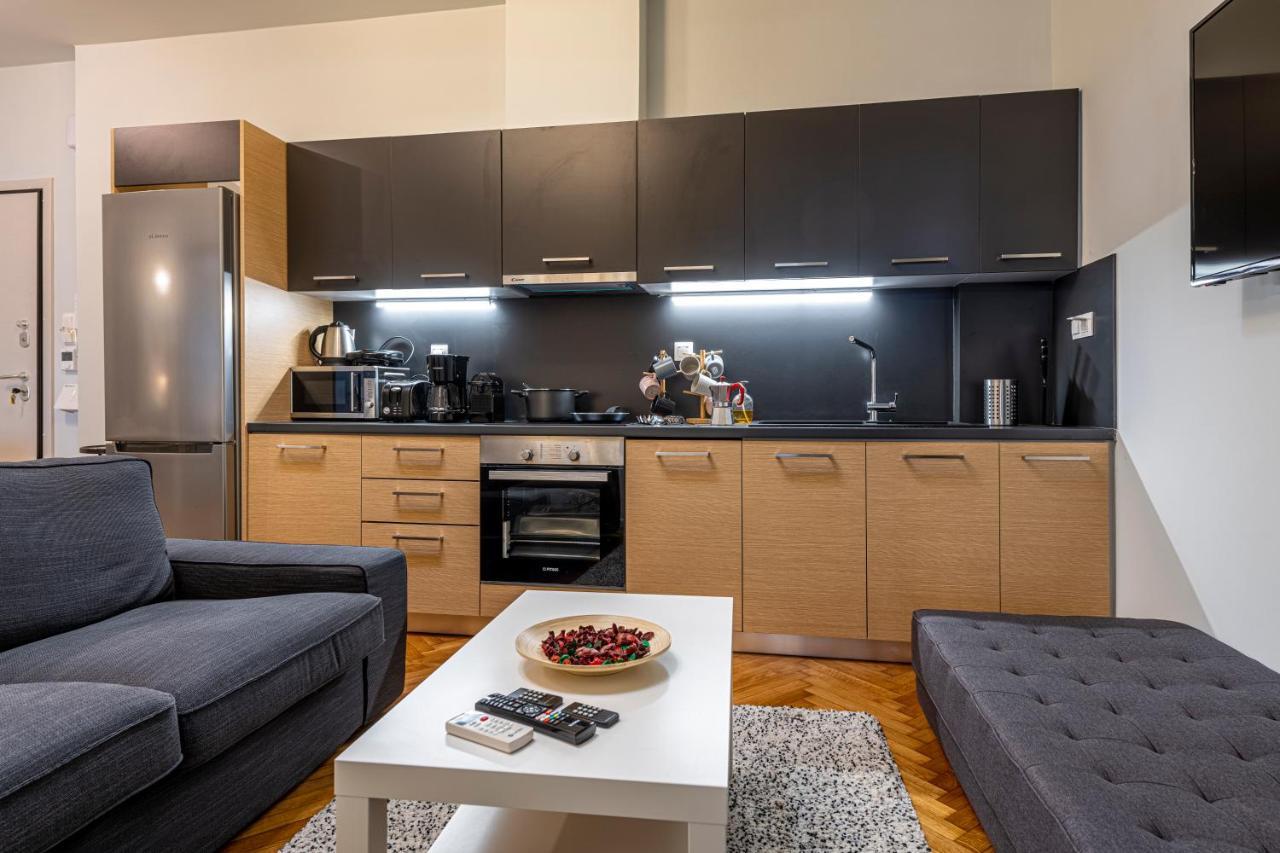 Modern 5Bd Apartment In The Heart Of Athènes Extérieur photo